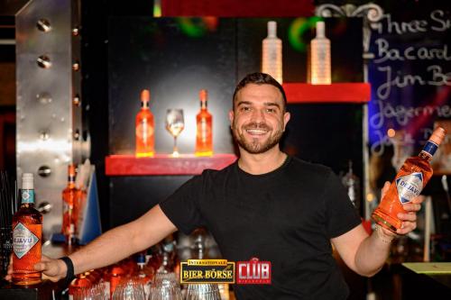 ladies-night-1.2.25-boerse-mit-logo-2-of-118