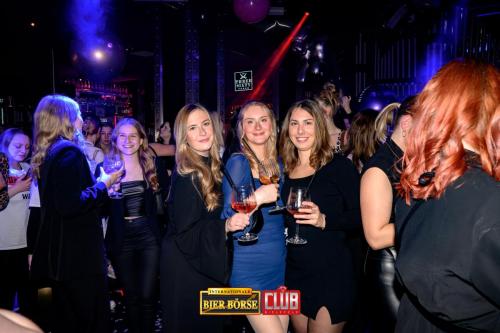ladies-night-1.2.25-boerse-mit-logo-31-of-118