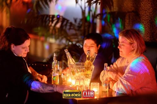 boerse-01.03.25-33-of-64