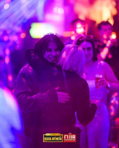 boerse-08.02.25-mit-logo-16-of-98