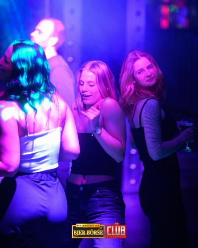 boerse-08.02.25-mit-logo-25-of-98