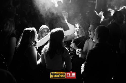 boerse-08.02.25-mit-logo-32-of-98