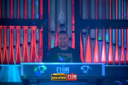 boerse-08.02.25-mit-logo-4-of-98