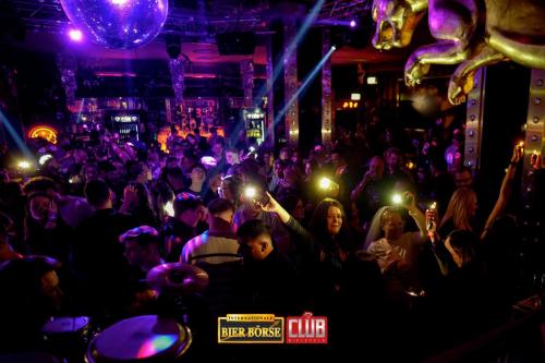 14.12.24-boerse-106-of-140