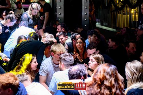 14.12.24-boerse-69-of-140