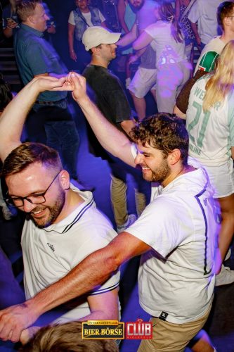 boerse-15.8.25-jannik-wm-18