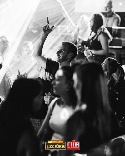 boerse-22.8.25-wm-100