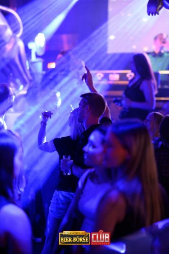 boerse-22.8.25-wm-98