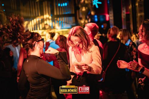 boerse-22.11.24-23-of-102