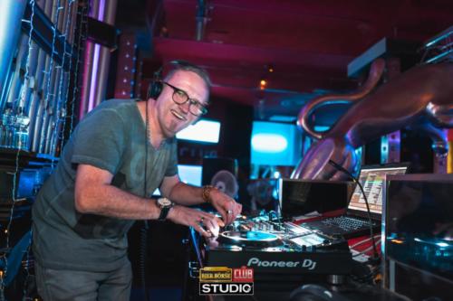 DSC00057-20191201-00037