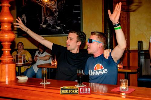 boerse-30.5.25-mit-52