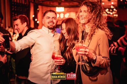 boerse-6.12.24-mit-logo-12-of-87